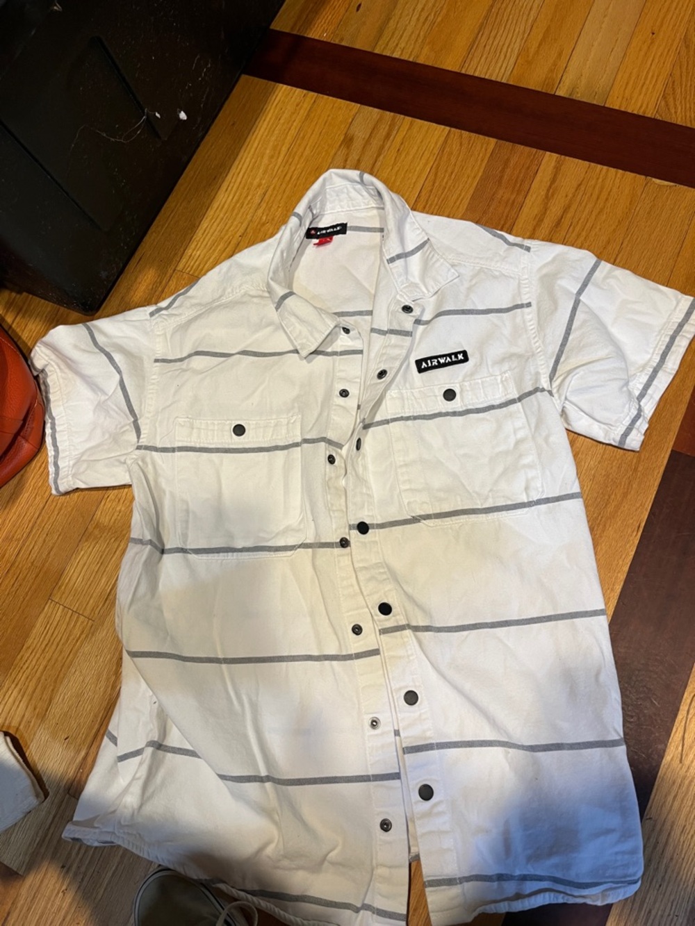 Airwalk Men’s White Short-Sleeve Button-Down Shirt with Gray Stripes